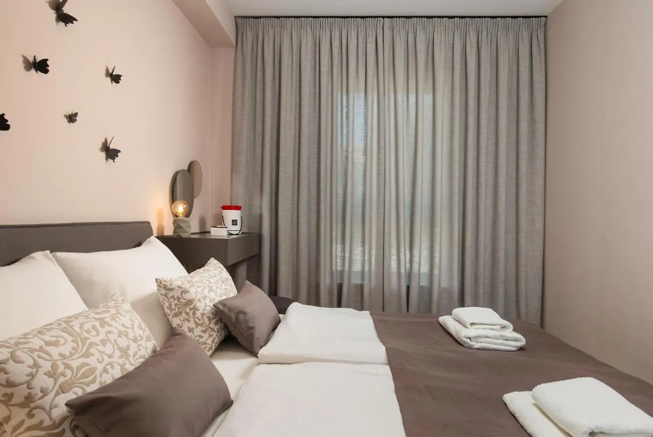 Apartment Hana Pjescana Uvala Croatia